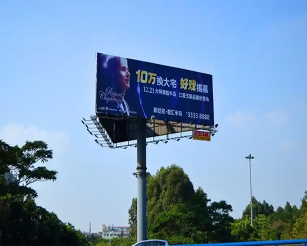 户外平面广告如何致力塑造品牌立体形象力的道路探索